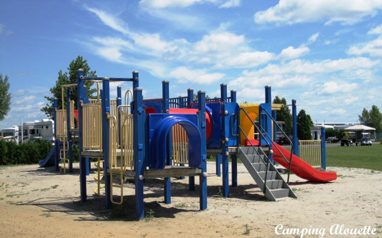 Alouette Parkbridge 호텔 Saint-Mathieu-de-Beloeil 외부 사진